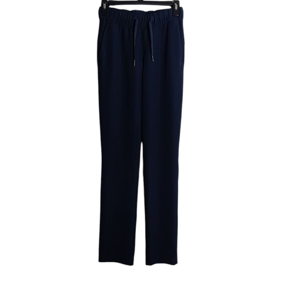 LULULEMON On The Fly Pant Woven 30" In Navy Size 2